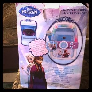Frozen Karaoke Machine